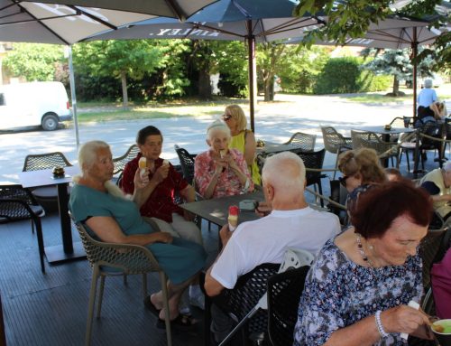 Piatky v meste – prechádzka na zmrzlinu🍦☀️